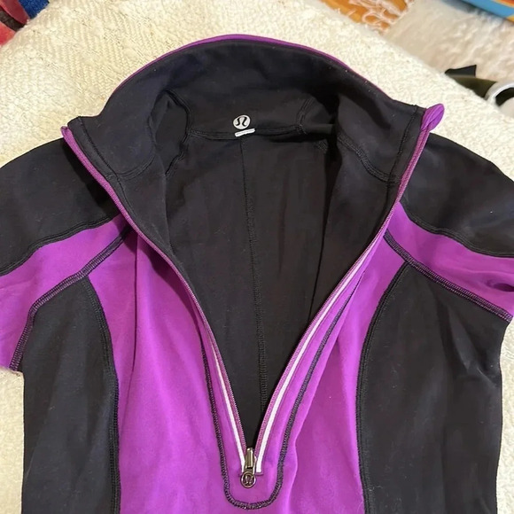 Lululemon quarter zip‎ long sleeve - Picture 2 of 4